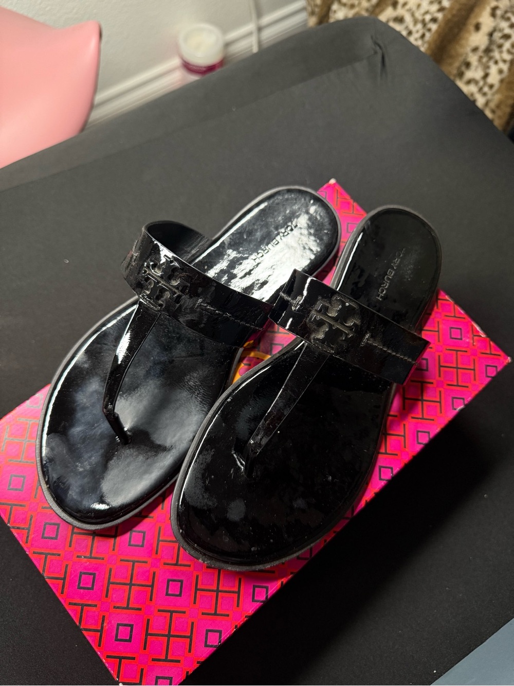 Tory Burch Black Patent Thong Sandals with Logo Detail